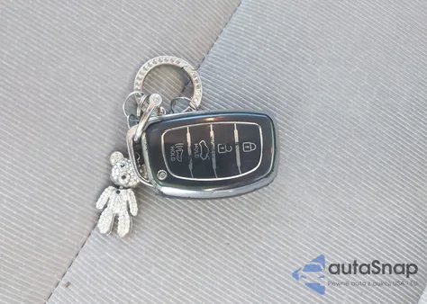 2017 Hyundai Elantra Se z USA, uszkodzony, nr VIN 5NPD84LF6HH087760